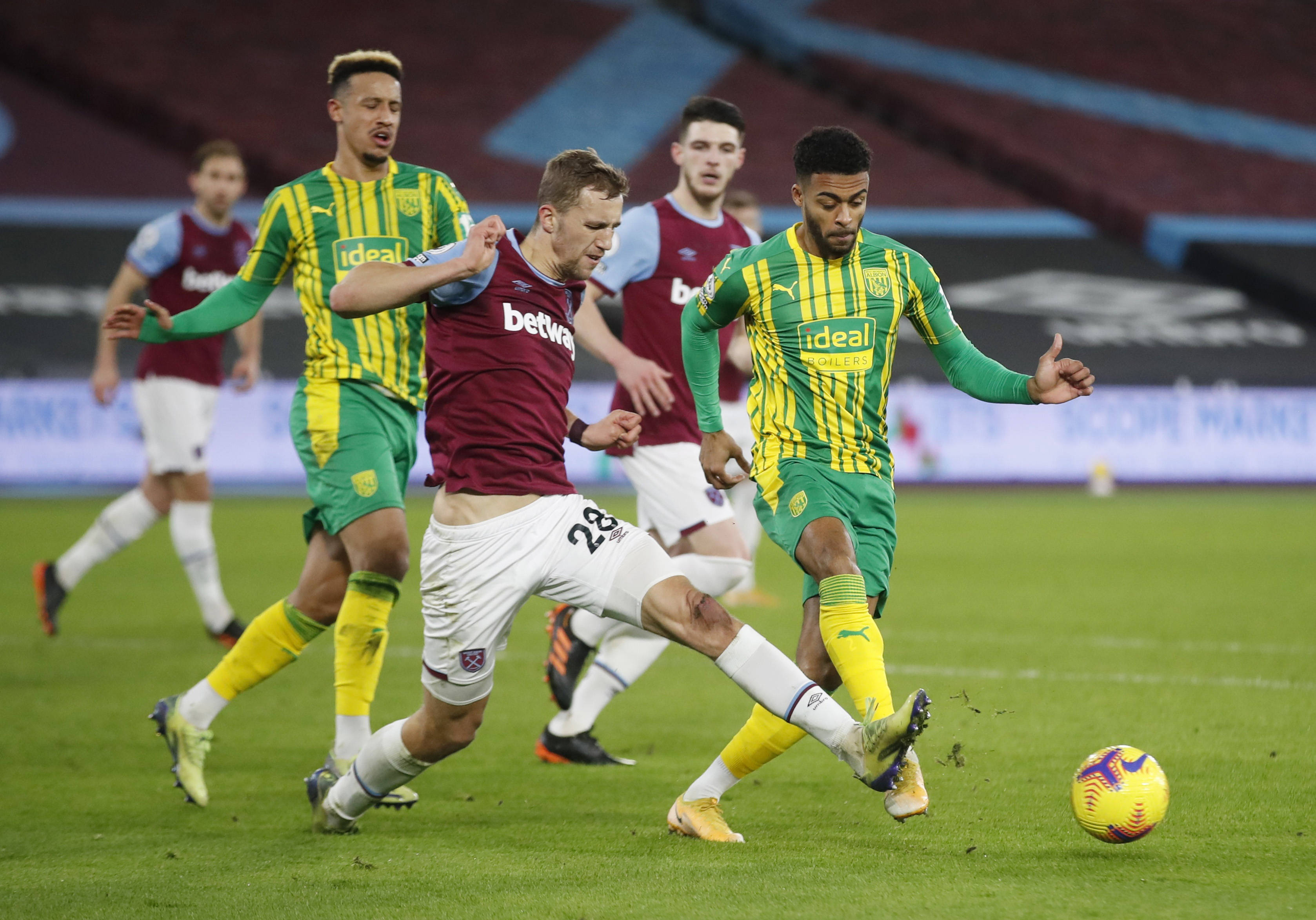 俱乐部的财 俱乐部的财